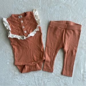Kate Quinn matching set